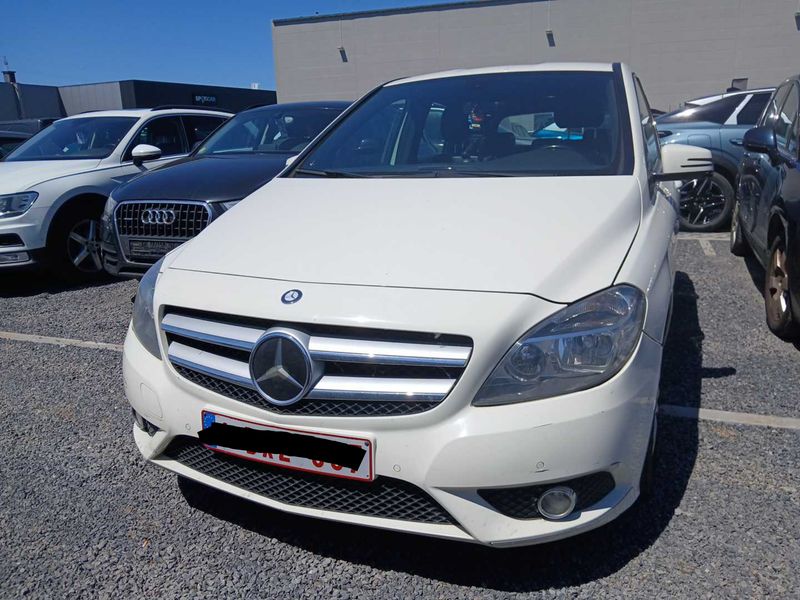 Mercedes-Benz B-Klasse B 180 2013 – снимка 7
