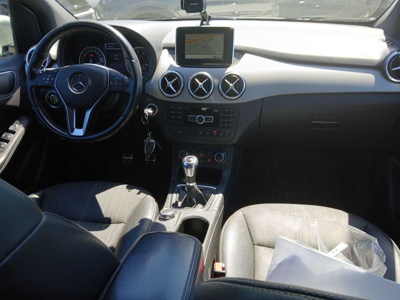 Mercedes-Benz B-Klasse B 180 2013 – снимка 11