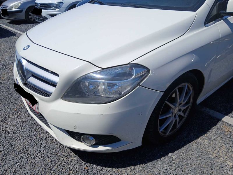Mercedes-Benz B-Klasse B 180 2013 – снимка 2