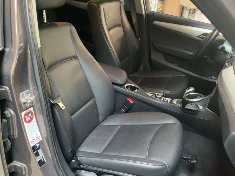 BMW X1 sDrive 20i Luxe 2012 – снимка 16