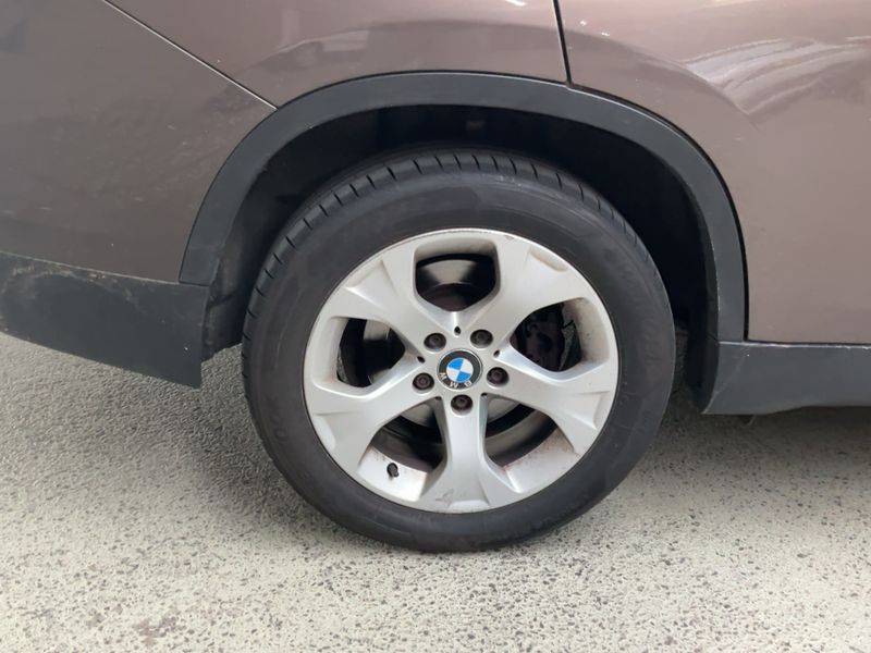 BMW X1 sDrive 20i Luxe 2012 – снимка 9