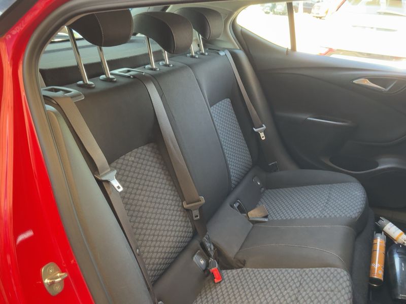 Opel Astra 1.4 SIDI Turbo Selective Start/Stop 2016 – снимка 19
