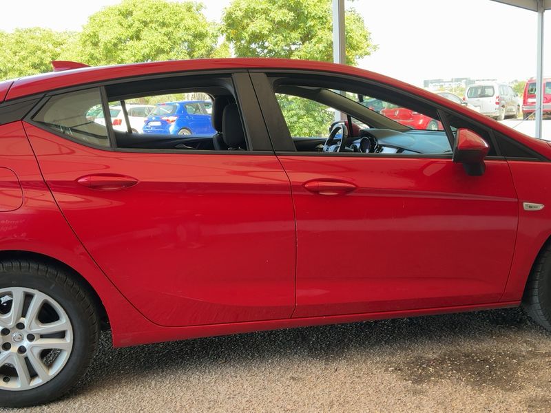 Opel Astra 1.4 SIDI Turbo Selective Start/Stop 2016 – снимка 10