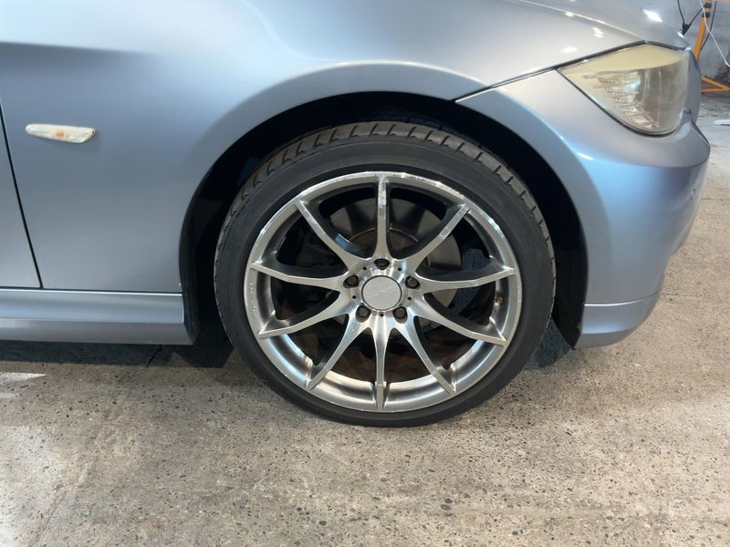 BMW 3er 318d 2011 – снимка 11