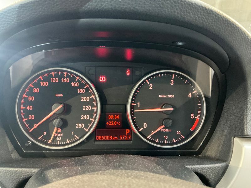 BMW 3er 318d 2011 – снимка 19