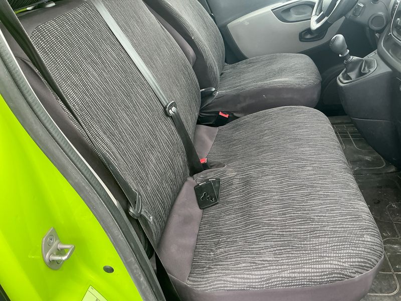 Renault Trafic 1.6 dCi Energy L2H1 2,9t Komfort 2018 – снимка 30