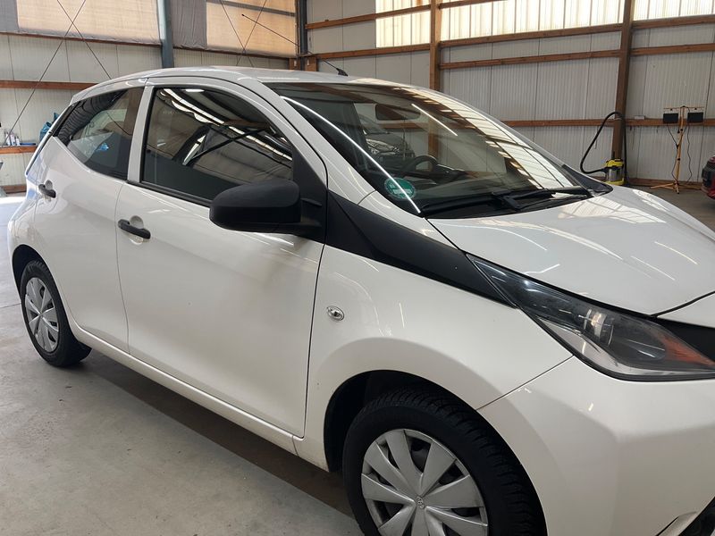 Toyota Aygo 1.0 X 2017 – снимка 12