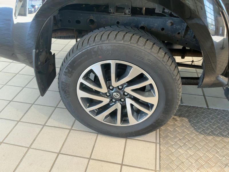 Nissan NP300 Pick-up 2.3 dCi Tekna Double Cab 4x4 2018 – снимка 9