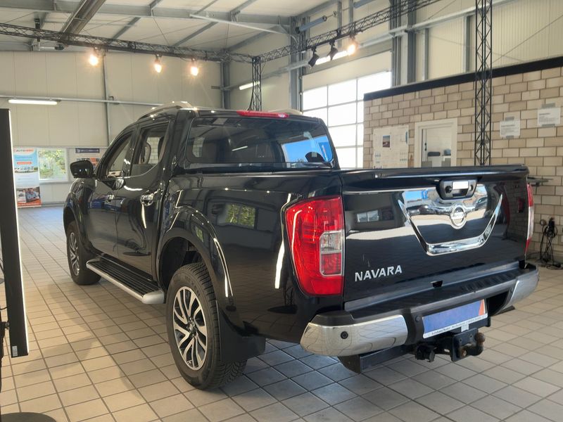 Nissan NP300 Pick-up 2.3 dCi Tekna Double Cab 4x4 2018 – снимка 6