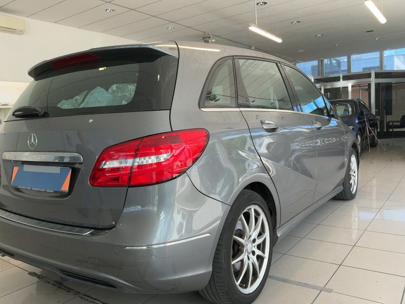 Mercedes-Benz B-Klasse B 200 2012 – снимка 8