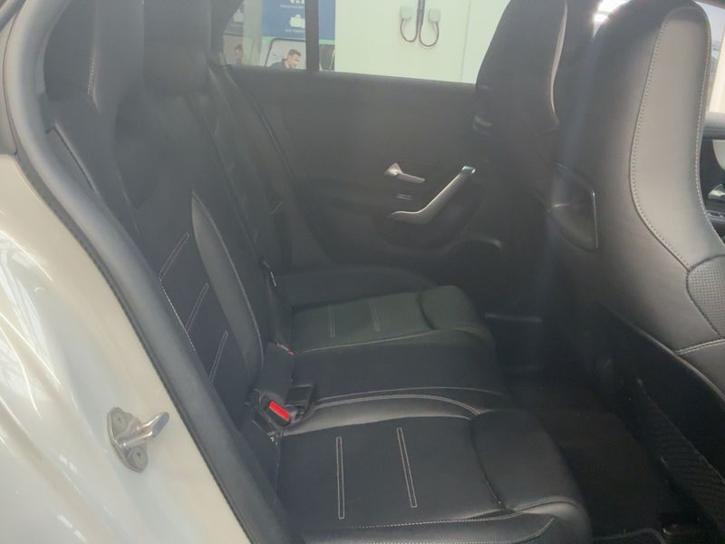 Mercedes-Benz CLA-Klasse CLA 200 Shooting Brake AMG Line 2022 – снимка 19