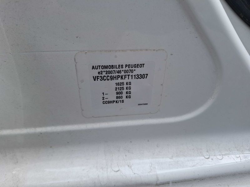 Peugeot 208 1.6 HDi Style 2015 – снимка 19