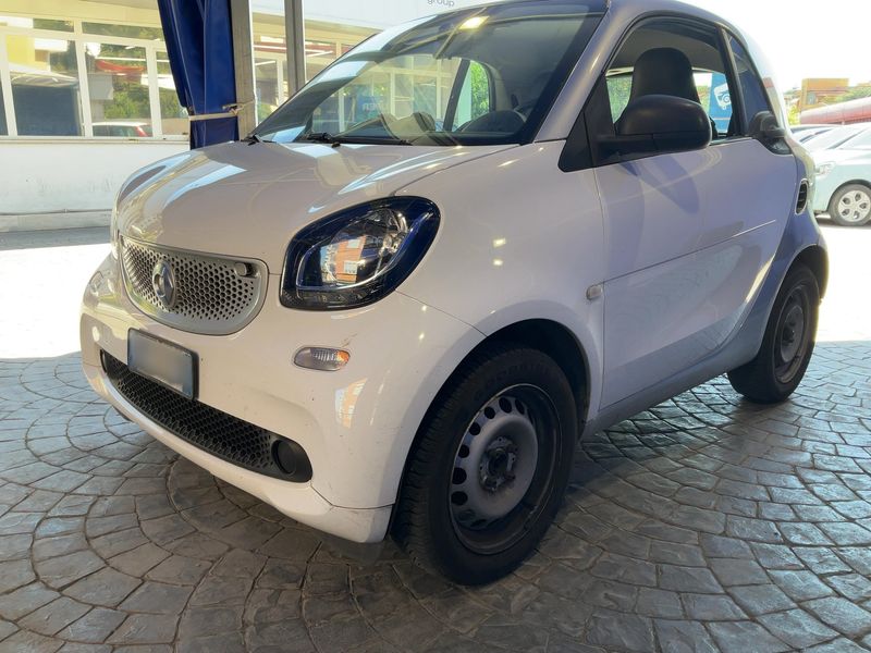 Smart fortwo 1.0 youngster 2016 – снимка 2