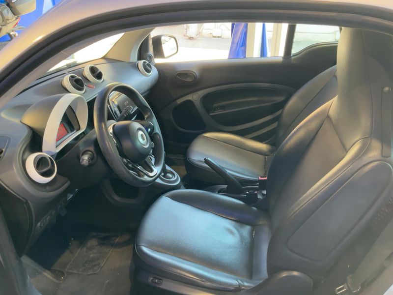 Smart fortwo 1.0 youngster 2016 – снимка 19