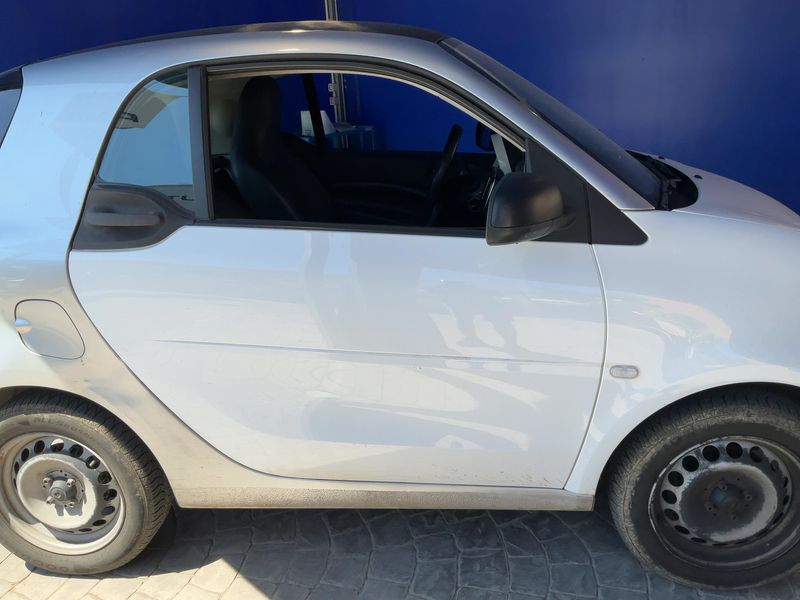 Smart fortwo 1.0 youngster 2016 – снимка 10