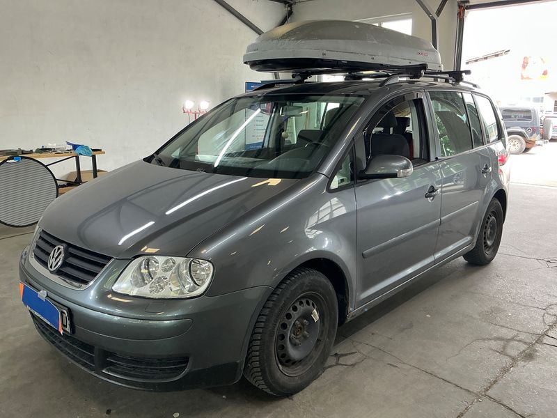 Volkswagen Touran 1.6 Goal 2006 – снимка 1
