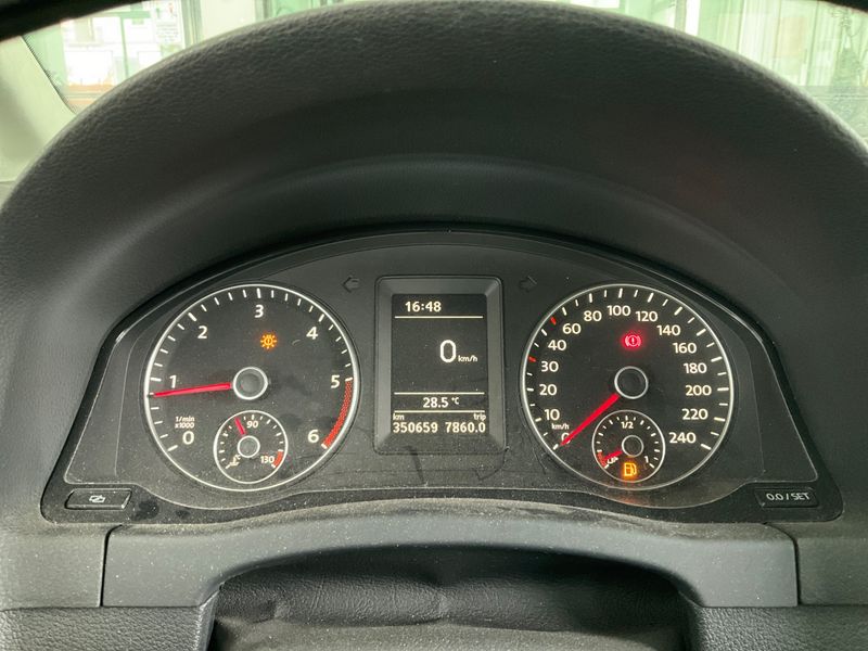 Volkswagen Golf VI Plus 1.6 TDI Highline 2011 – снимка 4