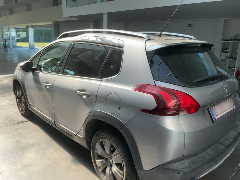Peugeot 2008 1.2 PureTech Allure 2017 – снимка 6