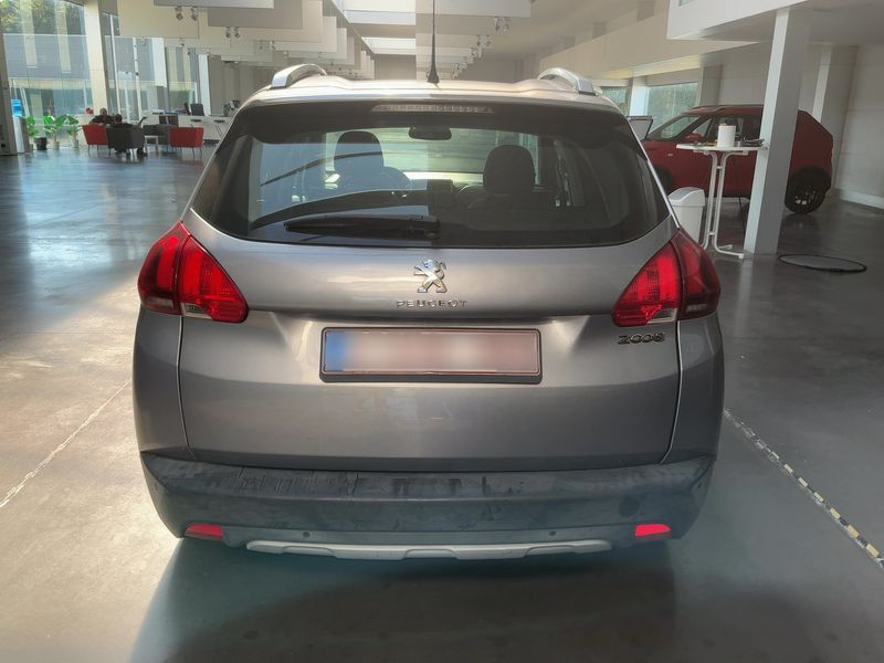 Peugeot 2008 1.2 PureTech Allure 2017 – снимка 7