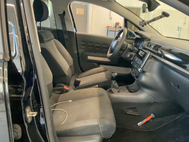 Citroen C3 1.2 PureTech Feel 2017 – снимка 16