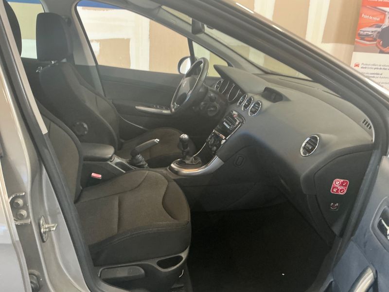 Peugeot 308 1.6 Style 2013 – снимка 3