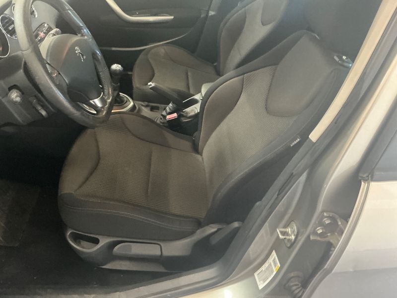 Peugeot 308 1.6 Style 2013 – снимка на щета