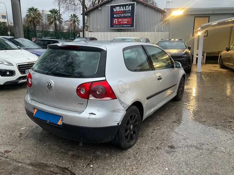 Volkswagen Golf V 1.9 TDI Trendline 2004 – снимка 2