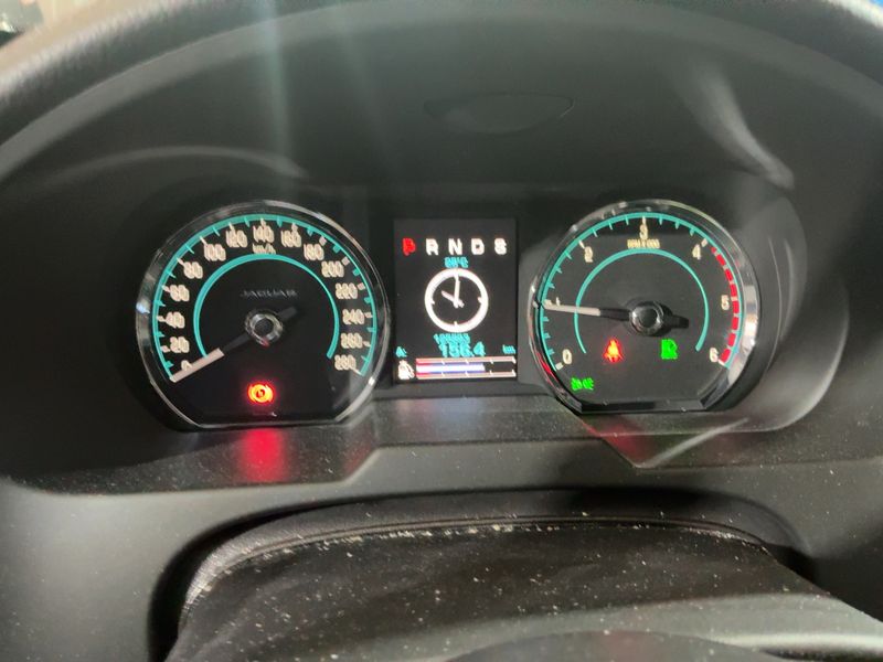 Jaguar XF 2.2 D 2014 – снимка 18