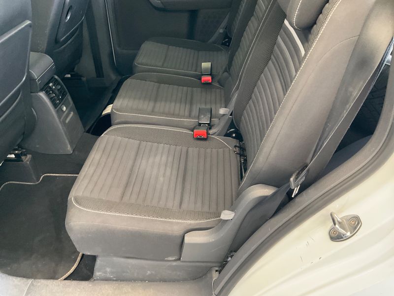Volkswagen Touran 1.6 TDI Cup 2014 – снимка 46