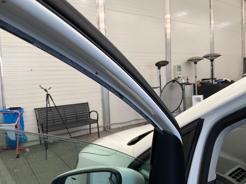 Volkswagen Touran 1.6 TDI Cup 2014 – снимка 30