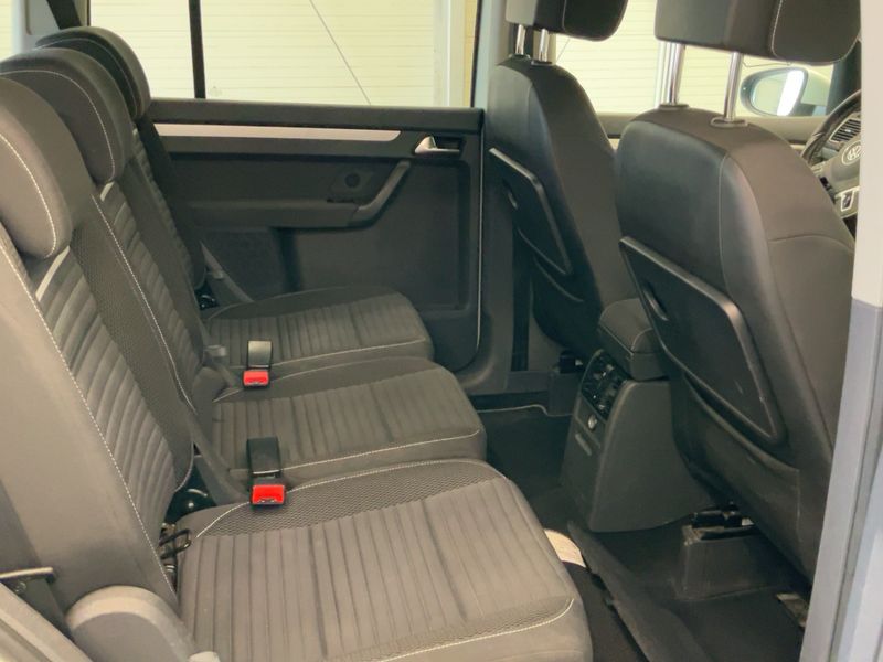 Volkswagen Touran 1.6 TDI Cup 2014 – снимка 20