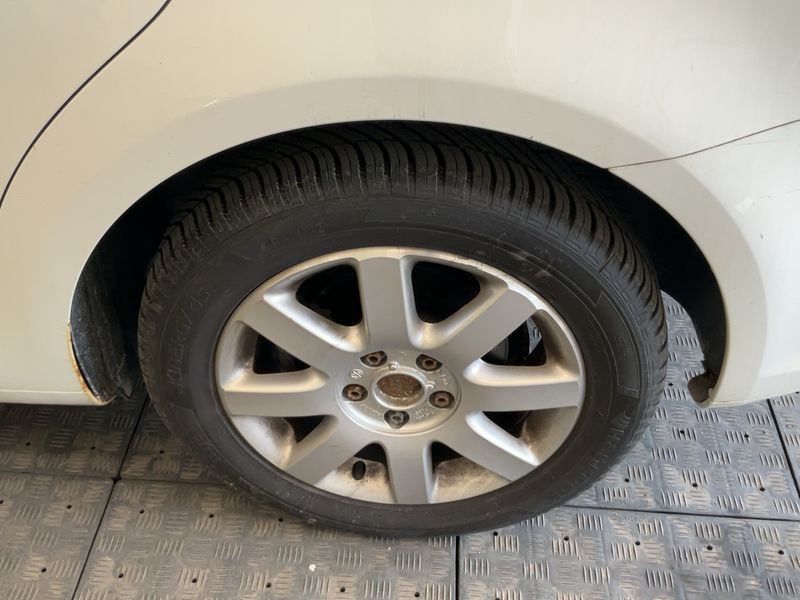 Volkswagen Touran 1.6 TDI Cup 2014 – снимка 5