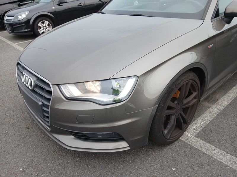 Audi A3 Limousine 1.4 TFSI S line Sportpaket 2015 – снимка 2