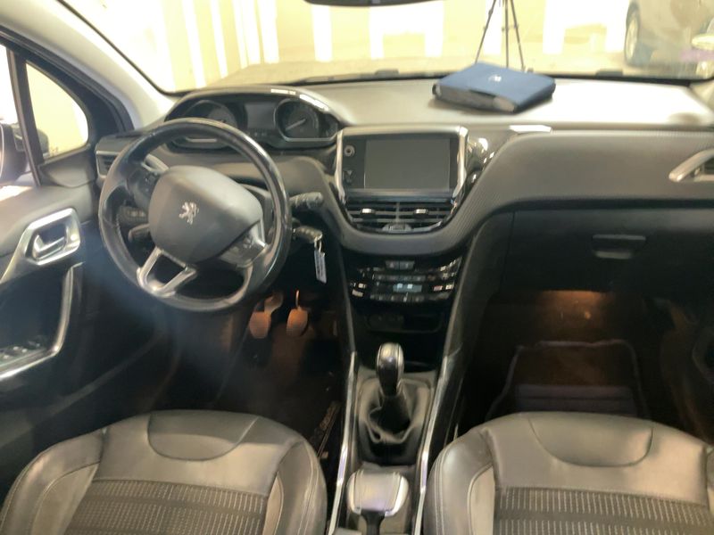 Peugeot 2008 1.6 Allure 2013 – снимка 17