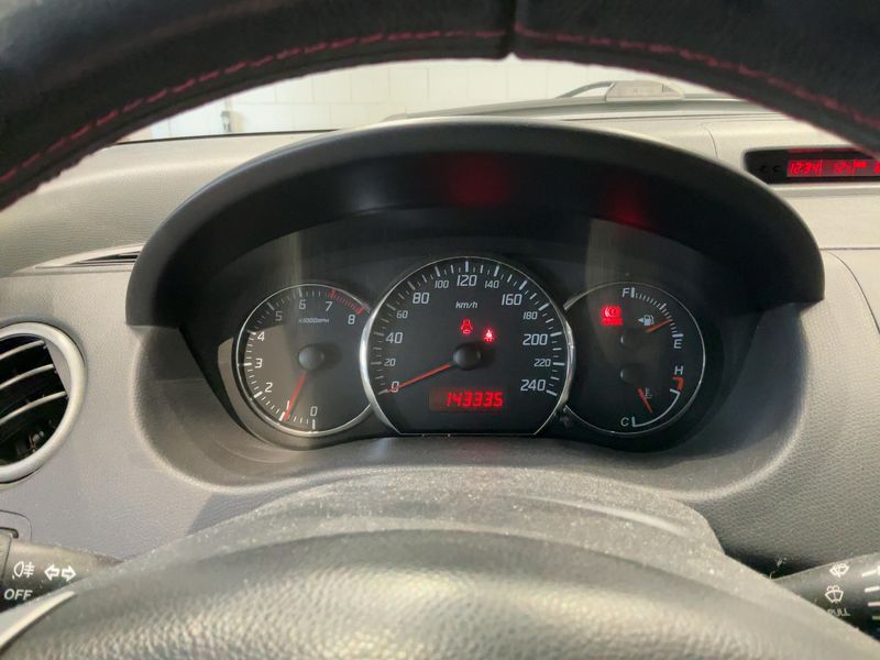 Suzuki Swift 1.6 Sport 2007 – снимка 19