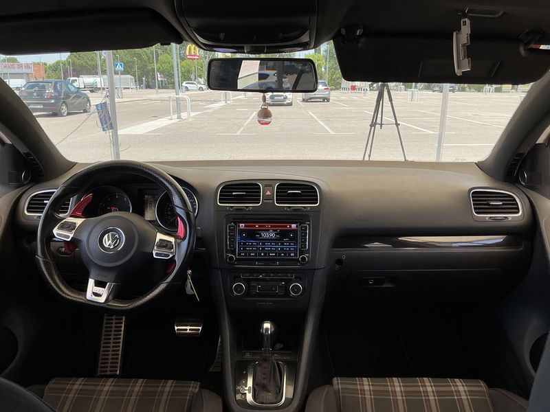 Volkswagen Golf VI 2.0 TSI GTI 2009 – снимка 17