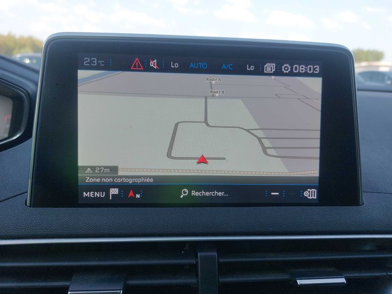 Peugeot 5008 1.2 PureTech Allure 2019 – снимка 13