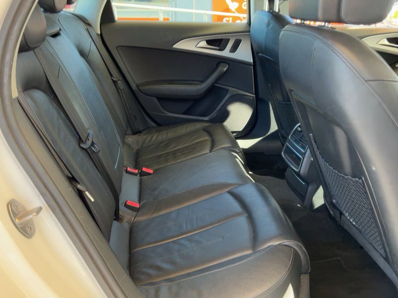 Audi A6 2.0 TDI 2012 – снимка 19