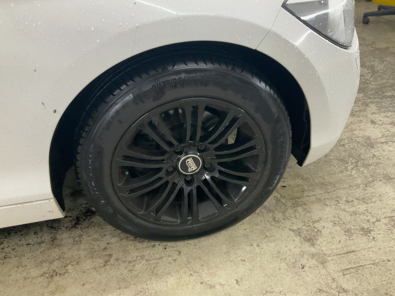 BMW 1er 116d 2014 – снимка 11