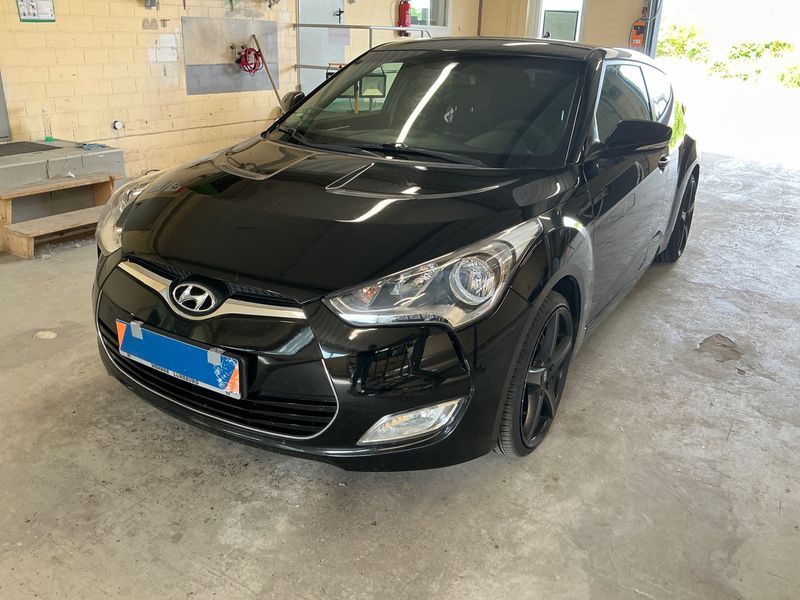 Hyundai Veloster 1.6 Style 2011 – снимка 1
