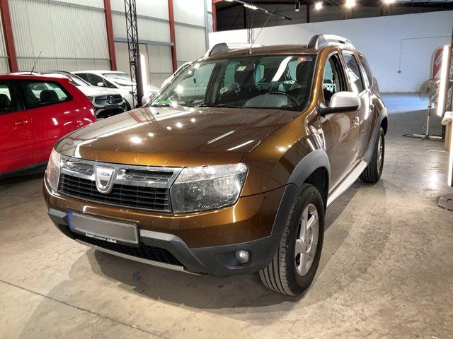 Dacia Duster 1.5 dCi Prestige 4x4 2011 – снимка 1