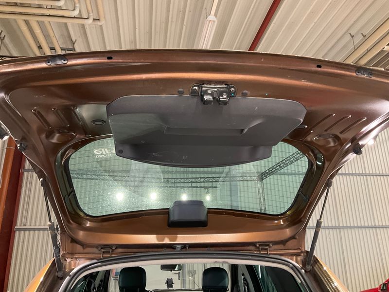 Dacia Duster 1.5 dCi Prestige 4x4 2011 – снимка 32