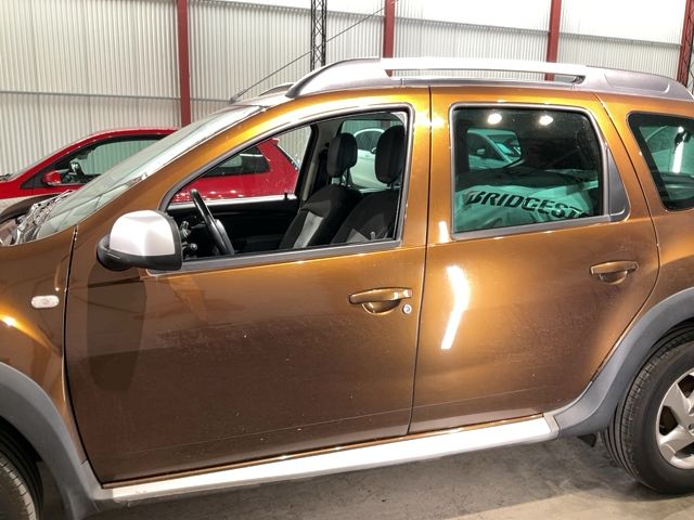 Dacia Duster 1.5 dCi Prestige 4x4 2011 – снимка 4