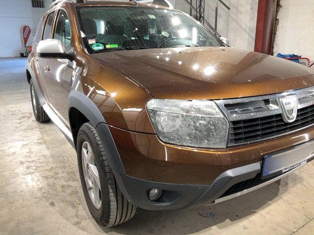 Dacia Duster 1.5 dCi Prestige 4x4 2011 – снимка 12
