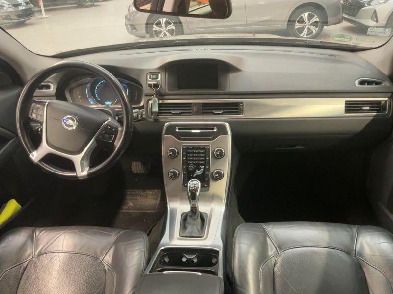 Volvo V70 2.0 D4 Momentum 2013 – снимка 17