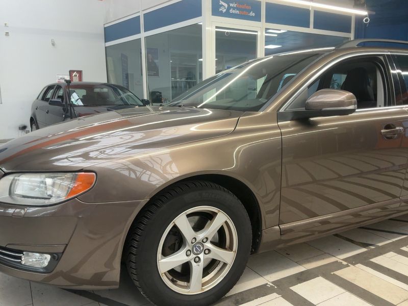 Volvo V70 2.0 D4 Momentum 2013 – снимка 2