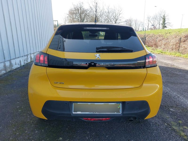 Peugeot 208 1.2 PureTech Style 2021 – снимка 4