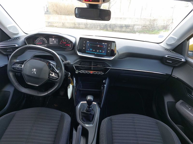 Peugeot 208 1.2 PureTech Style 2021 – снимка 11