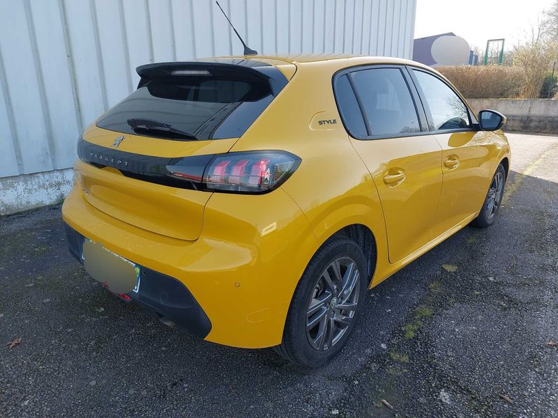 Peugeot 208 1.2 PureTech Style 2021 – снимка 5