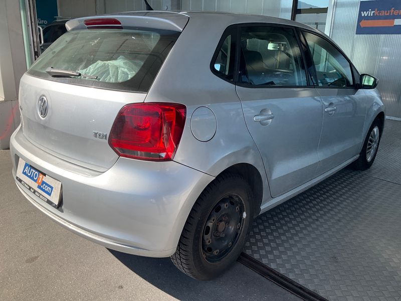 Volkswagen Polo 1.2 TDI 4Friends 2012 – снимка 2